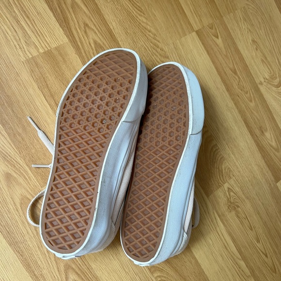 Platform Vans - Picture 3 of 3